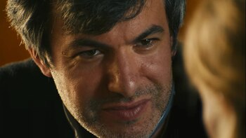 Nathan Fielder en 'You Can See Everything', en su registro de entrevistador