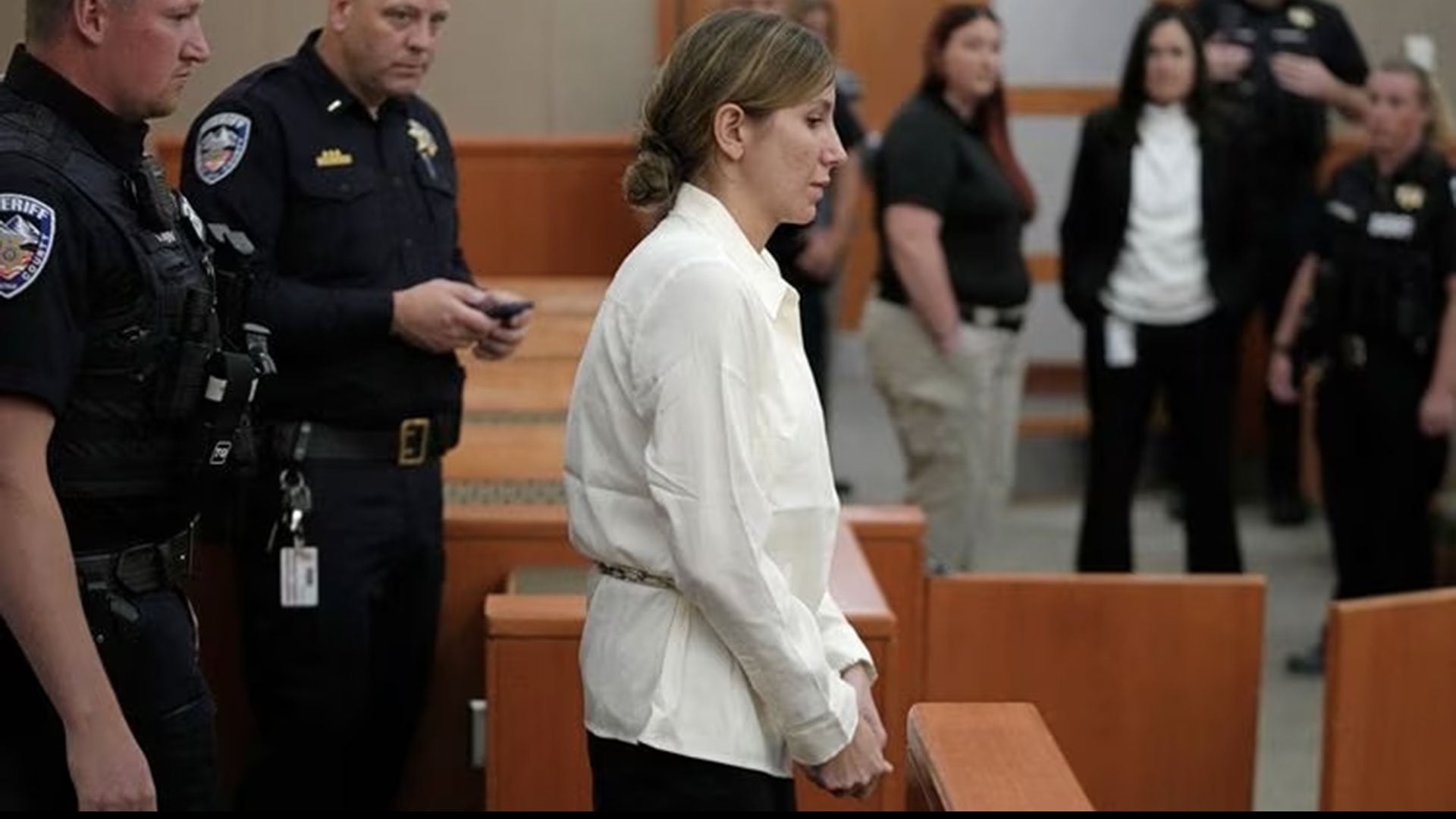 Kouri Richins, una madre de tres hijos de Utah que, según las autoridades, envenenó fatalmente a su esposo y luego escribió un libro infantil sobre el duelo (Rick Bowmer/AP)