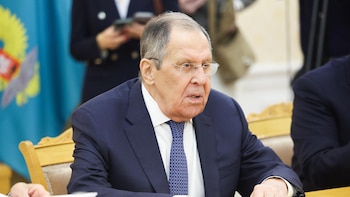 Rusia ve "signos de crisis" en la OTAN y en la UE