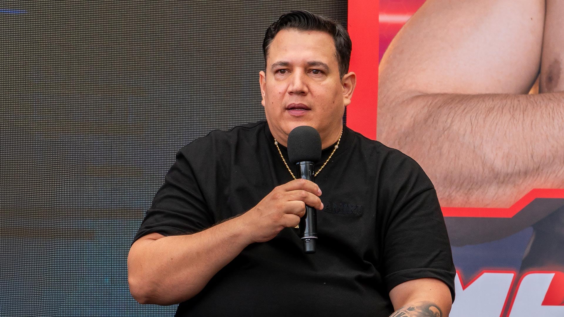 Pitbull Cruz se sincera sobre cambiar a su papá por Eddy Reynoso como su entrenador (José Luis Cruz/ Infobae México)