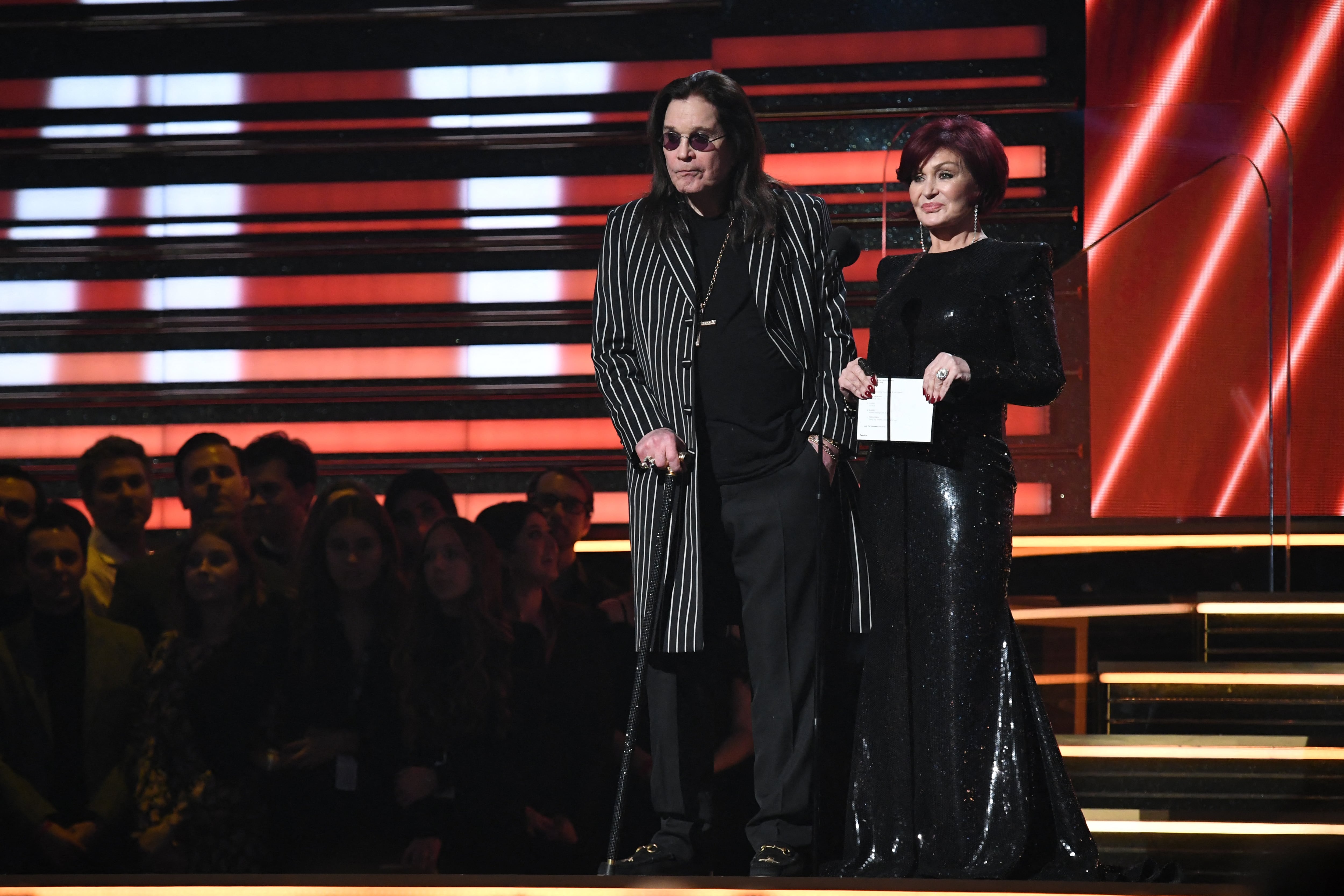 El impacto del párkinson deterioró gravemente la salud de Ozzy Osbourne en sus últimos días, según el testimonio de Sharon Osbourne (Photo by Robyn Beck / AFP)