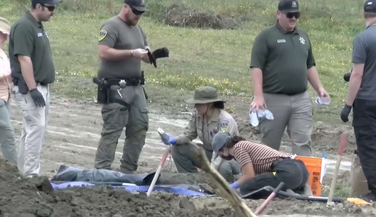 Autoridades californianas investigan un refugio tras encontrar decenas de animales fallecidos en su predio (KRCR News Channel 7)