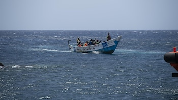 Mauritania rescata a más de 75 migrantes en una embarcación que habría iniciado su ruta en Guinea