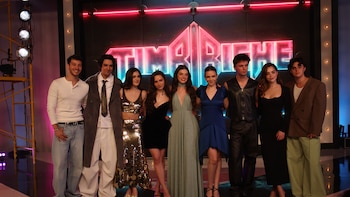 Los críticos de Timbiriche se pronuncian sobre la bioserie mientras que los exintegrantes y Luis de Llano la reprueban