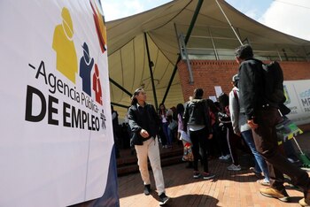 Se ofrecen puestos en diversos