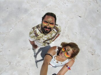 Andrea y Daniel en una