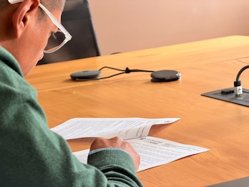 Los contratos, giros y soportes hacen parte de la documentación que revisará la Contraloría para verificar la ejecución de los recursos. - crédito @CGR_Colombia/X