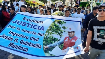 Las familias de las víctimas