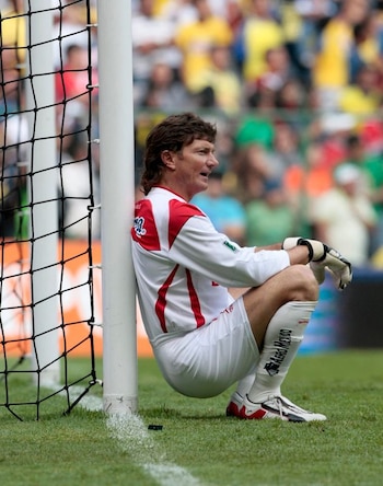 Como jugador, fue campeón con