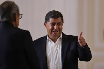 César Manrique dejó su cargo