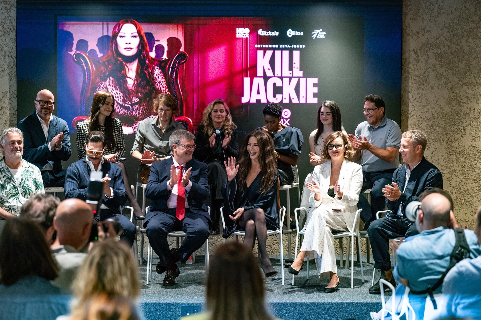 Zeta-Jones presenta en Bilbao 'Kill Jackie', rodaje con impacto de 258 millones en Bizkaia