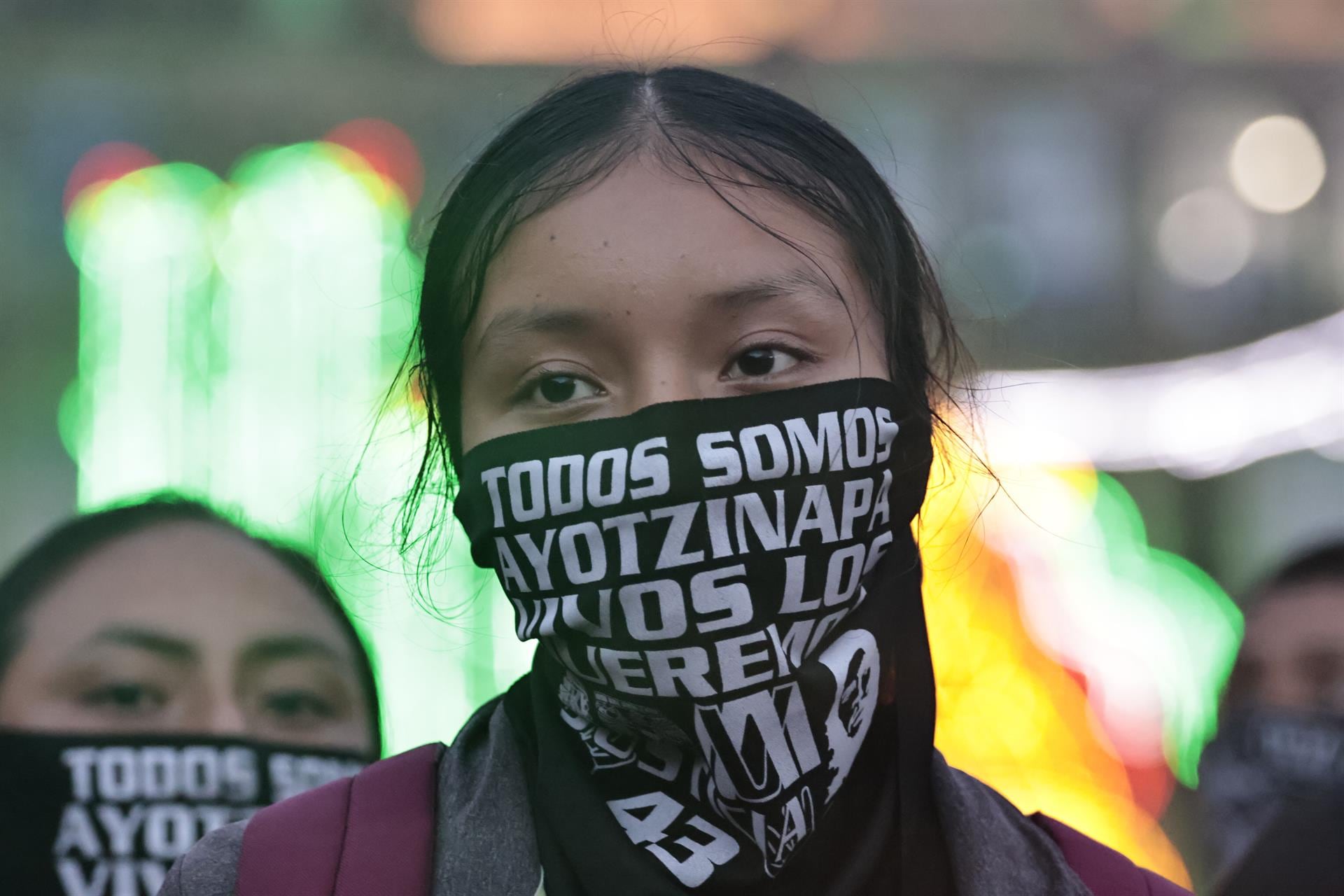 Las madres y padres rechazaron la criminalización por las protestas recientes y negaron vínculos con presuntos explosivos.