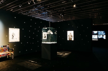 Foto de la exposición en