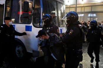 EFE/EPA/YURI KOCHETKOV