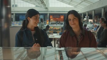La película protagonizada por la hija de Adam Sandler que acaba de estrenarse y ya arrasa en Netflix: un drama musical “admirablemente reflexivo” que te hará llorar