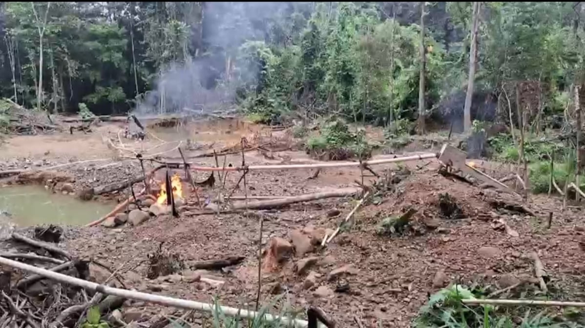 Seis colombianos y cuatro panameños detenidos por presunta minería ilegal en área protegida de Panamá