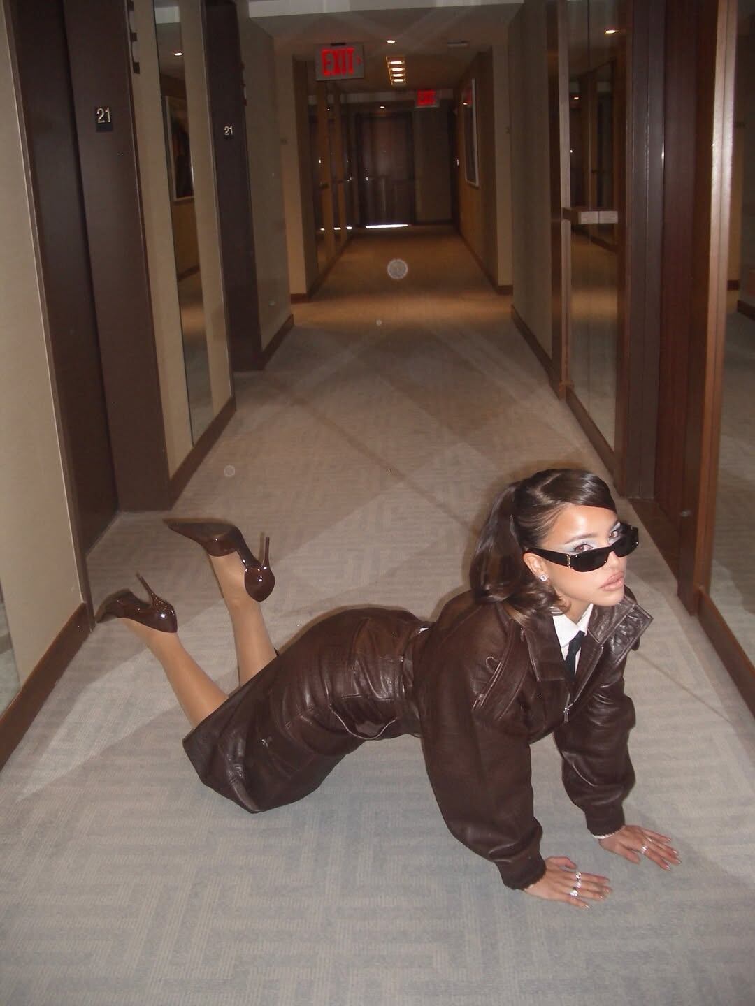 Emilia Mernes se lució con looks de tendencia durante la Semana de la Moda de Nueva York y marcó presencia en los principales eventos fashionistas (Instagram)