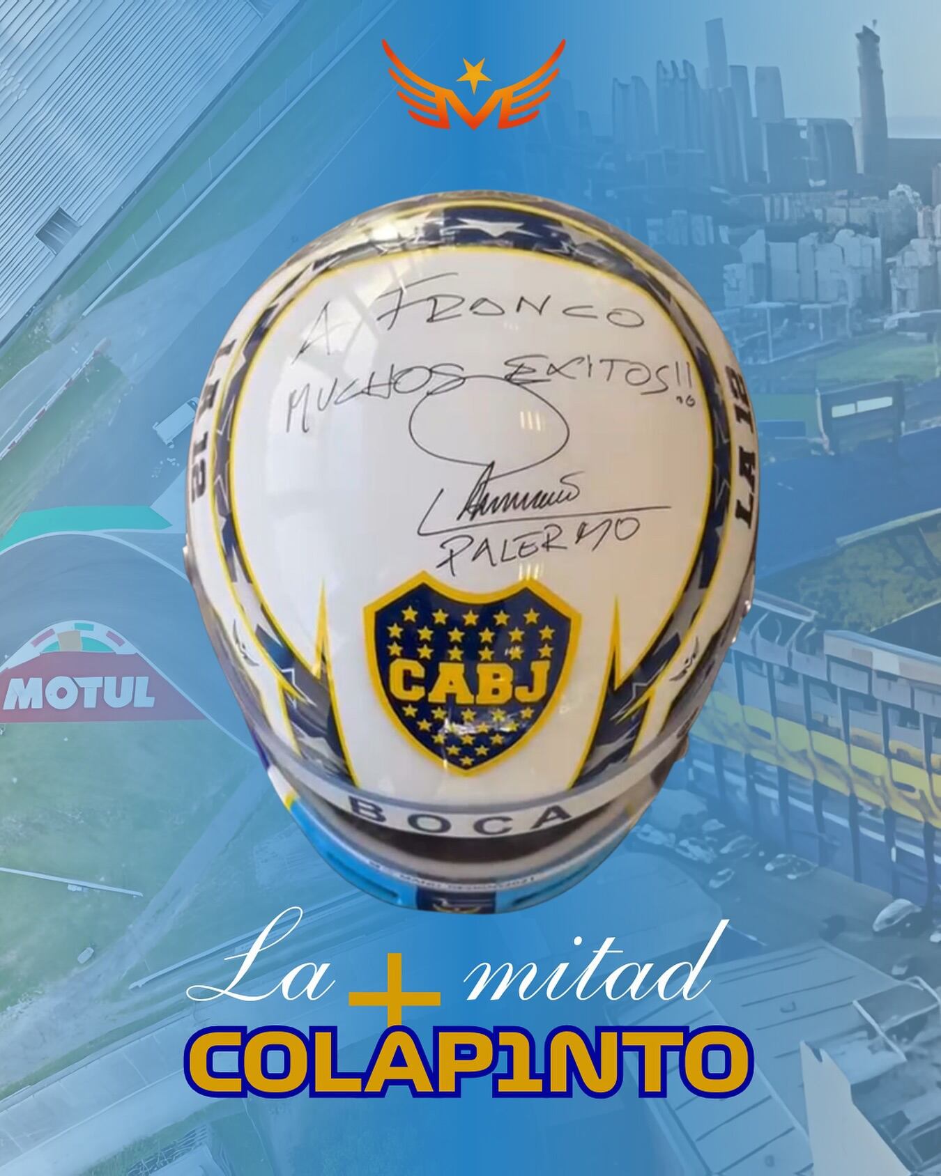 El casco con los colores de Boca Juniors y el autógrafo de Martín Palermo con la dedicatoria para Franco Colapinto (@_manudesigns_)