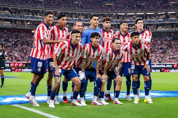 Chivas buscará extender su dominio reciente sobre América y sumar un nuevo triunfo en el partido más esperado del torneo. (Pavel Alcaraz / EMX imageStudio Sport)