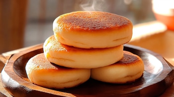 Dulce típico mexicano, repostería artesanal con nata y harina, merienda tradicional servida en platos rústicos. – (Imagen Ilustrativa Infobae)