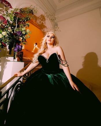 La diseñadora mantiene su vida