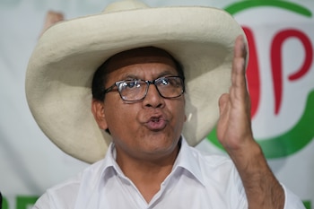El candidato de JPP planteó integrar a Perú en la comunidad internacional como una nación democrática, abierta al comercio y respetuosa de la soberanía