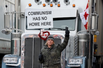 Uno de los manifestantes de