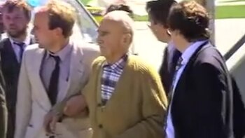 Josef Schwammberger cuando fue extraditado