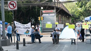 Plantón de vecinos de la