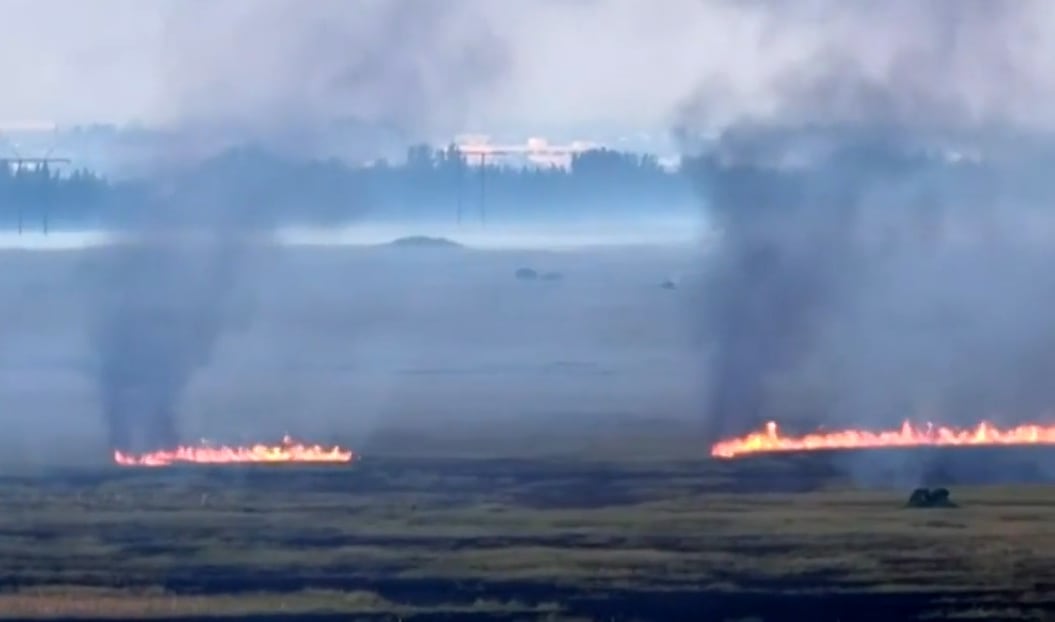 El Florida Forest Service informó que más temprano el incendio Atlantic permanecía en 0% de contención este lunes (CBS Miami)