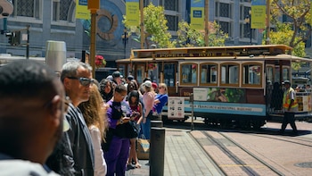 Costa Rica lleva su “Pura Vida” a San Francisco: nueve tranvías serán convertidos en vitrinas turísticas del país