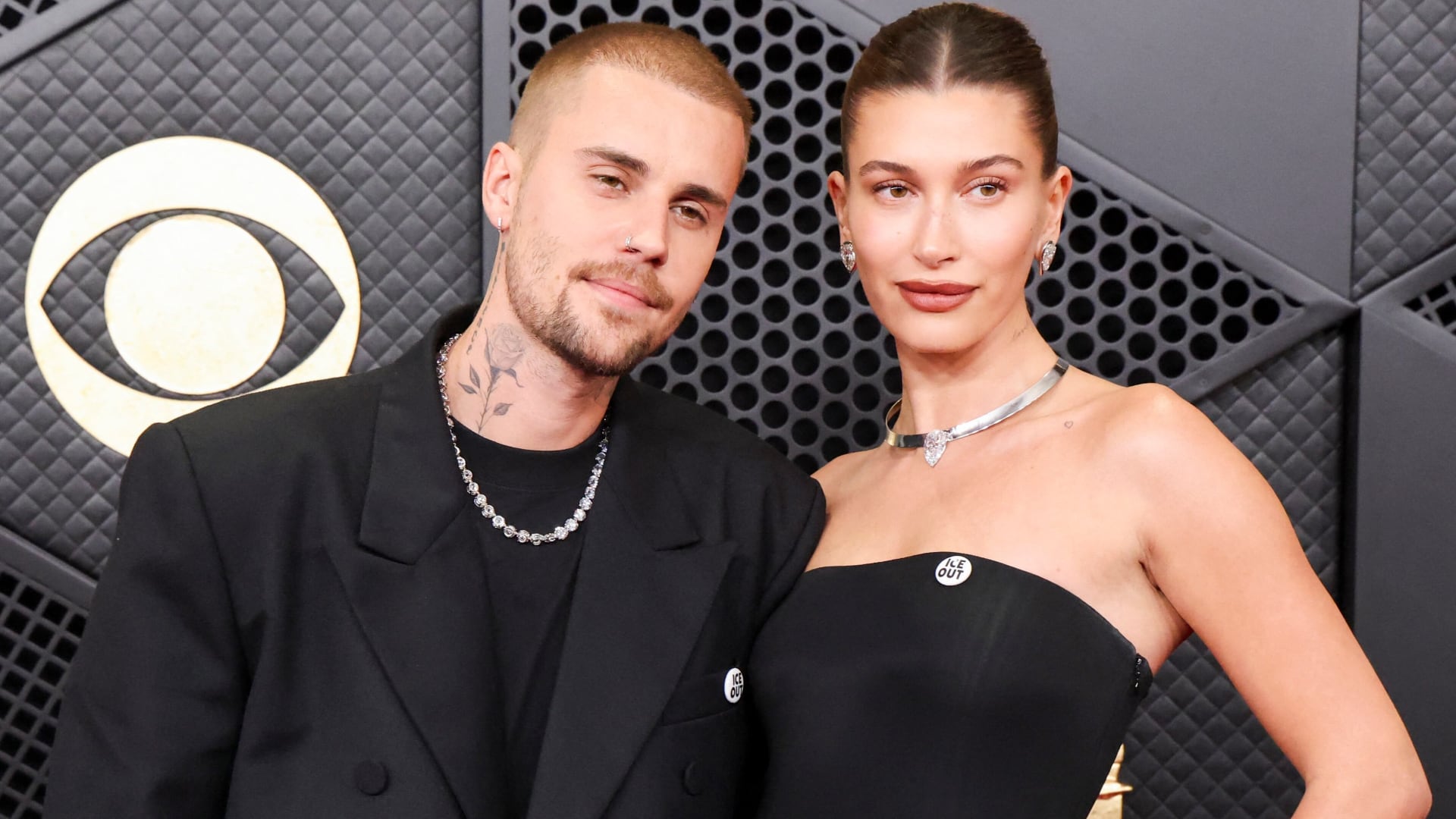 Justin Bieber señaló el golf como su hobby, mientras Hailey Bieber respondió en WYouth que no tiene un pasatiempo divertido (REUTERS)