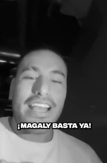 La Manada se queda sin fluido eléctrico cuando una abogada analizaba el caso de Magaly Medina. Captura: TikTok.