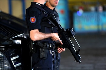 Imagen LCEBA6YX4RBLBFFQQHMTQNQWP4