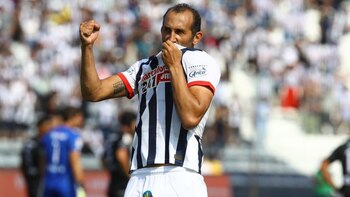 Hernán Barcos y todo el plantel de Alianza Lima mentalizados para sus dos próximos encuentros. (Internet)