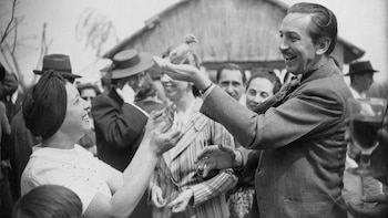 "Walt Disney y el grupo: