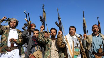 Los rebeldes hutíes amenazaron con