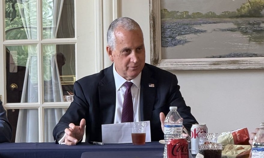 Mario Díaz-Balart respaldó la ofensiva del gobierno colombiano contra grupos armados antes de la visita de Marco Rubio a Colombia - crédito @MarioDB/X