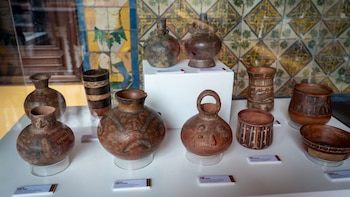 Perú recupera 281 bienes culturales repatriados de Estados Unidos en el marco de los 200 años de relaciones diplomáticas.