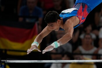 El colombiano Ángel Barajas compitió en la barra fija de los Juegos Olímpicos de París - crédito AP