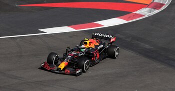 Sergio Pérez logró su primer