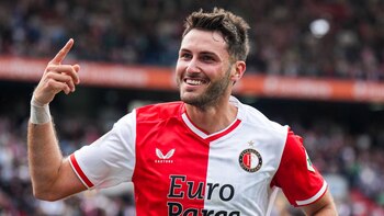 El delantero mexicano terminó la