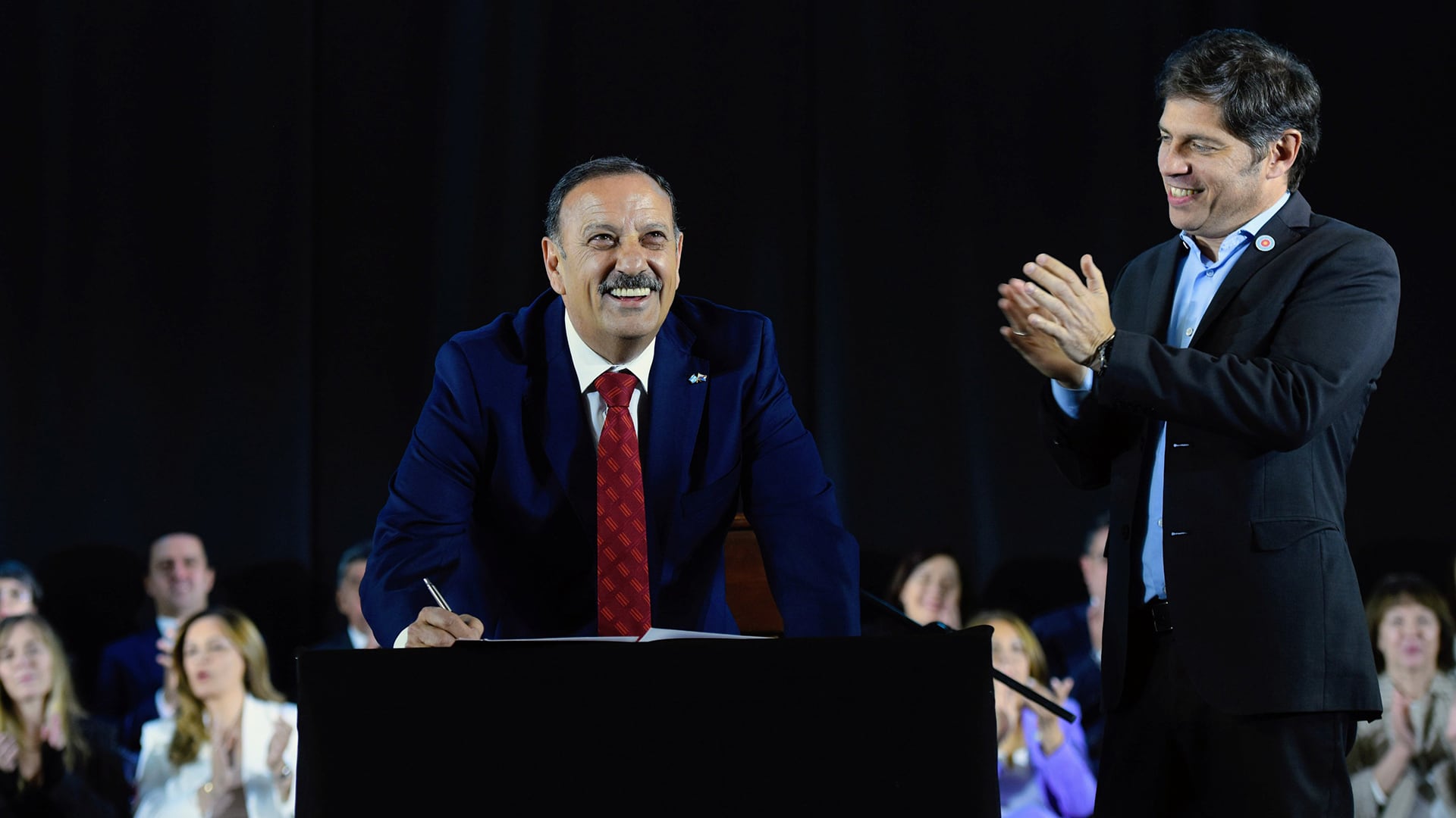 Ricardo Quintela y Axel Kicillof, dos gobernadores peronistas que están a favor de mantener las PASO