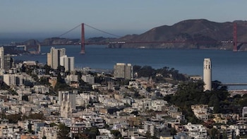 Empresarios tecnológicos, incluidos Mark Zuckerberg