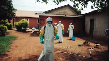 MSF señala que comunidades de RDC no están recibiendo apoyo necesario para contener el brote de ébola