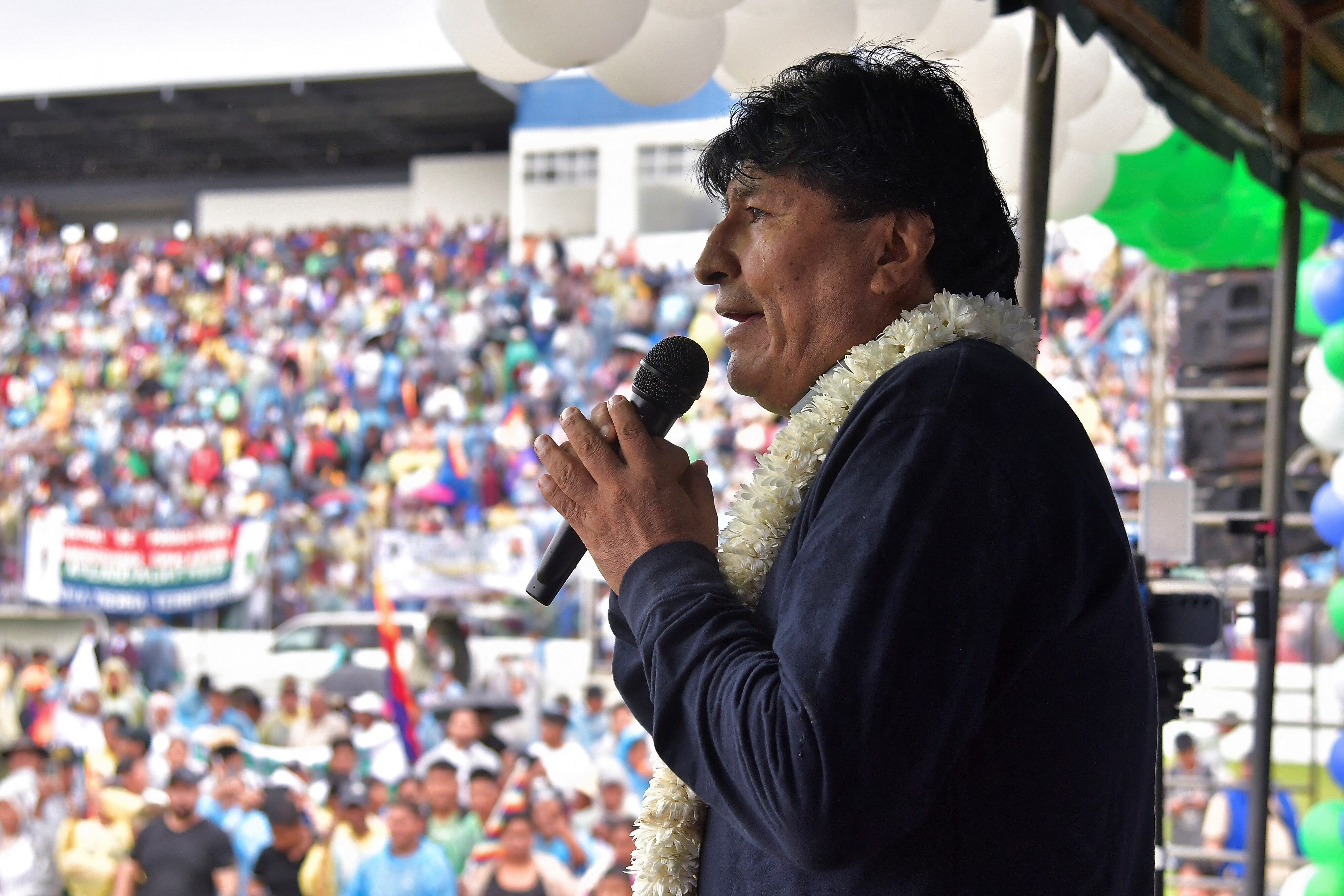 En un intento por llevar tranquilidad a sus seguidores, Morales dijo que hay unos “cuatro partidos” que se han acercado a él para ofrecerle sus siglas (REUTERS)
