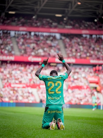 El delantero es uno de los goleadores de la segunda división de España -crédito @yaser_asprilla_10/Instagram
