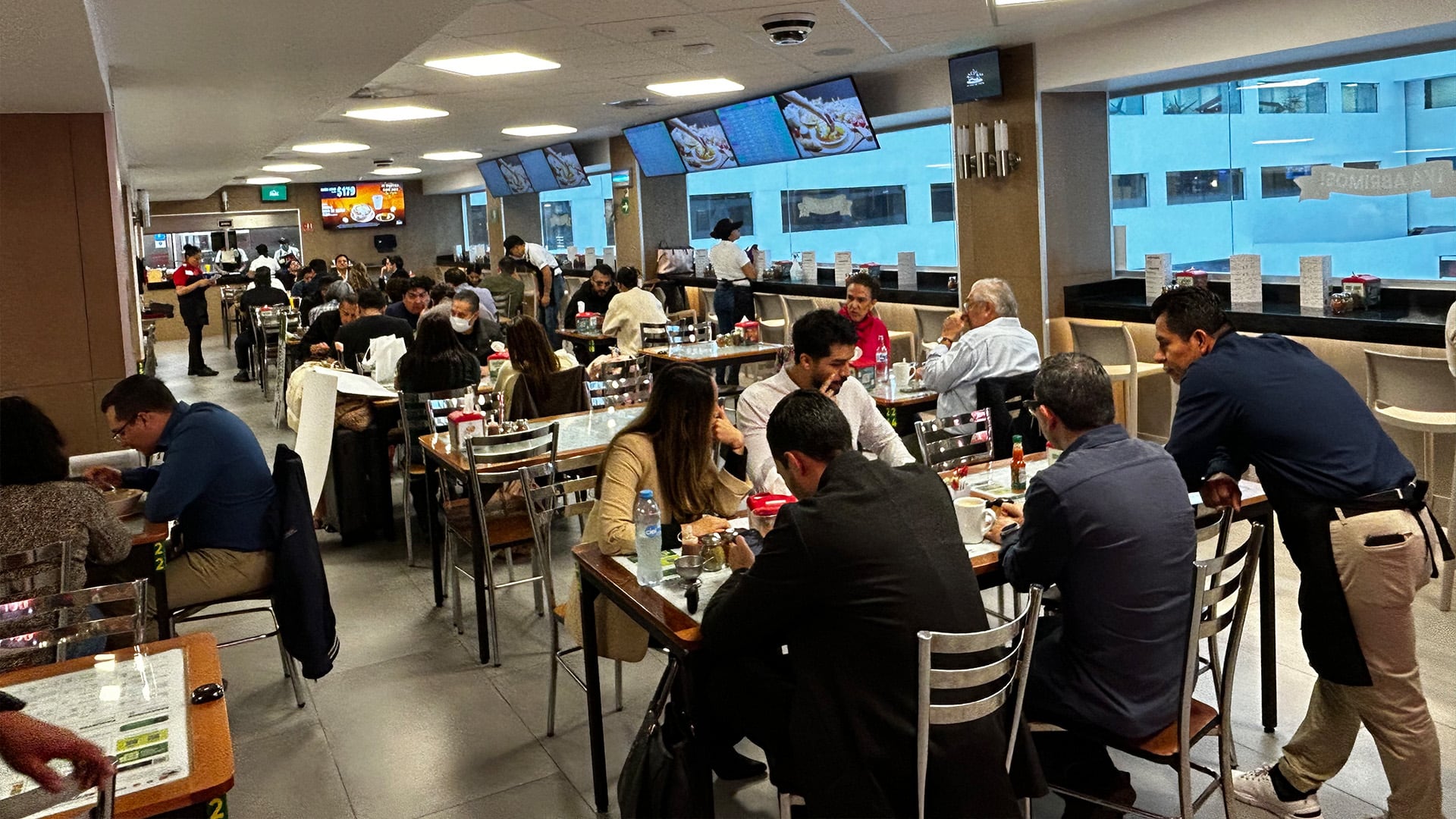 La Casa de Toño también opera en el aeropuerto. (Cortesía La Casa De Toño)