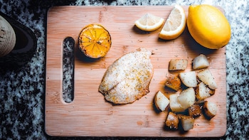 Pescado con salsa de limón