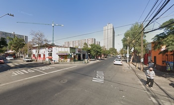 Esta zona del centro norte de Chile estaría afrontando serios problemas de seguridad y las autoridades se encuentran realizando operativos tras los recientes ataques a bala que se presentaron en este sector de la provincia de Independencia, en Santiago - crédito Google Maps